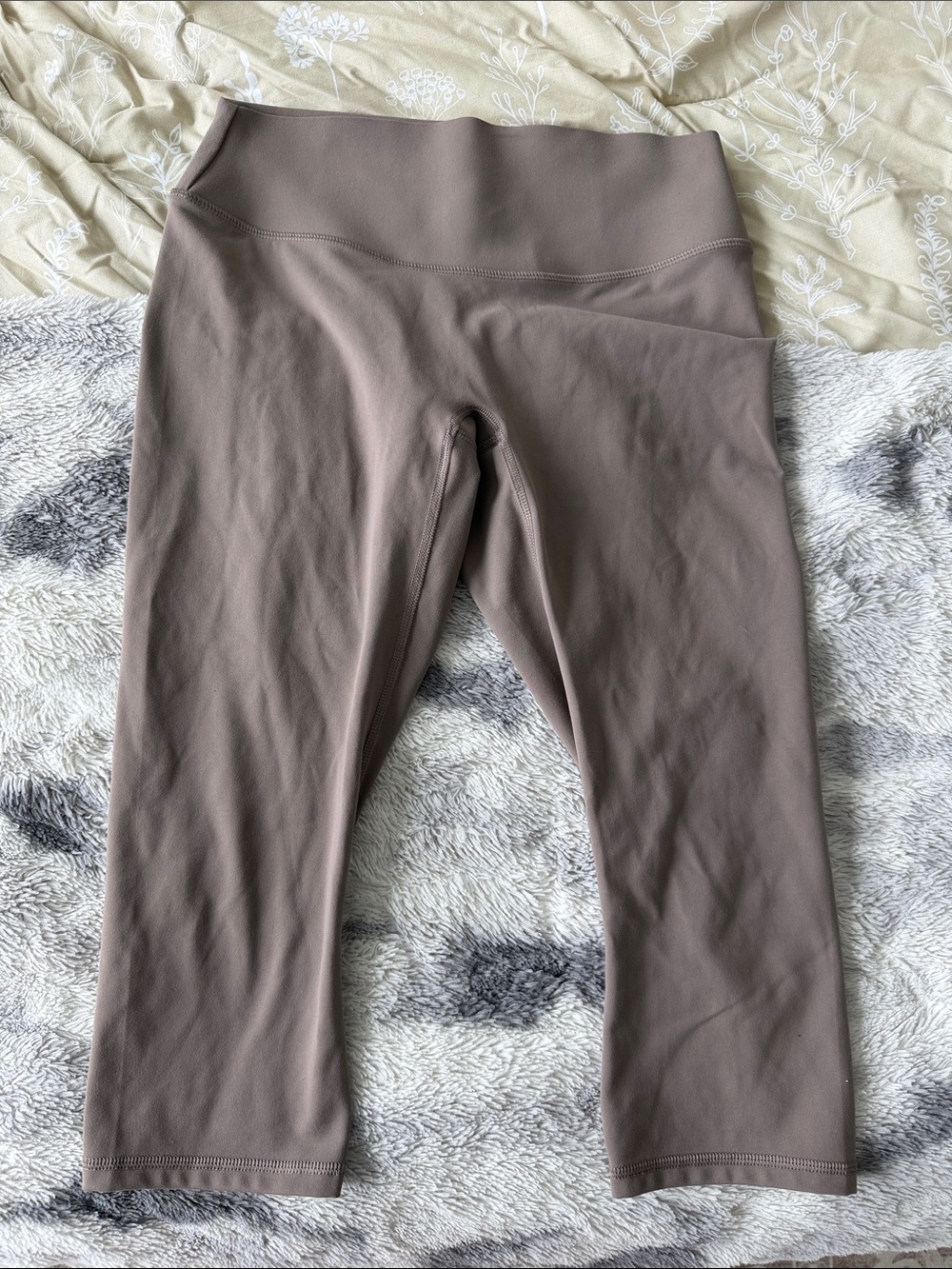 Fabletics Taupe Capri Leggings PURELUXE